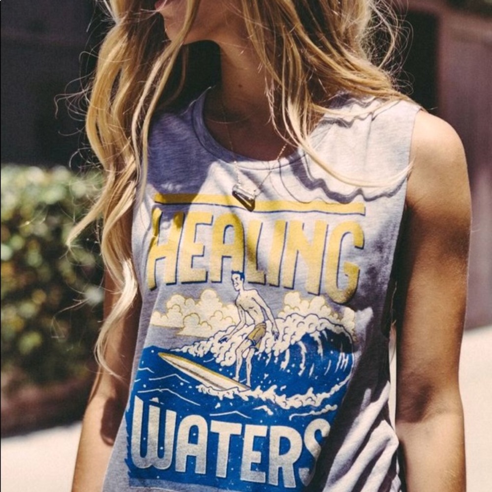 Surprise Vintage Tanks - Picture 2 of 5